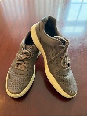 Cole Haan Leather sneakers